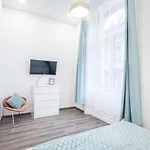Very Large & New Apartment