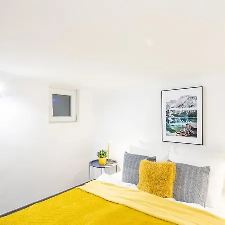 Apartment Very Large & New Budapest