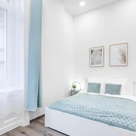 Very Large & New * Budapest