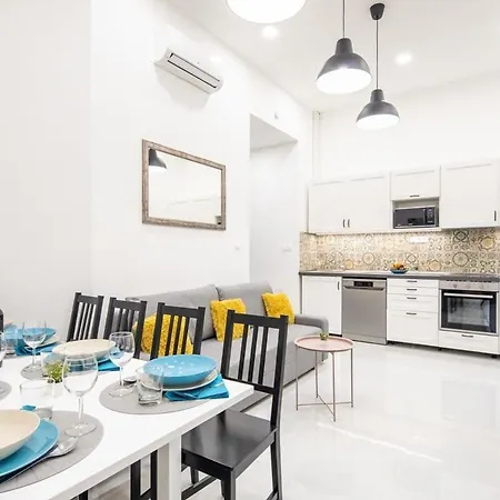 公寓 Very Large & New